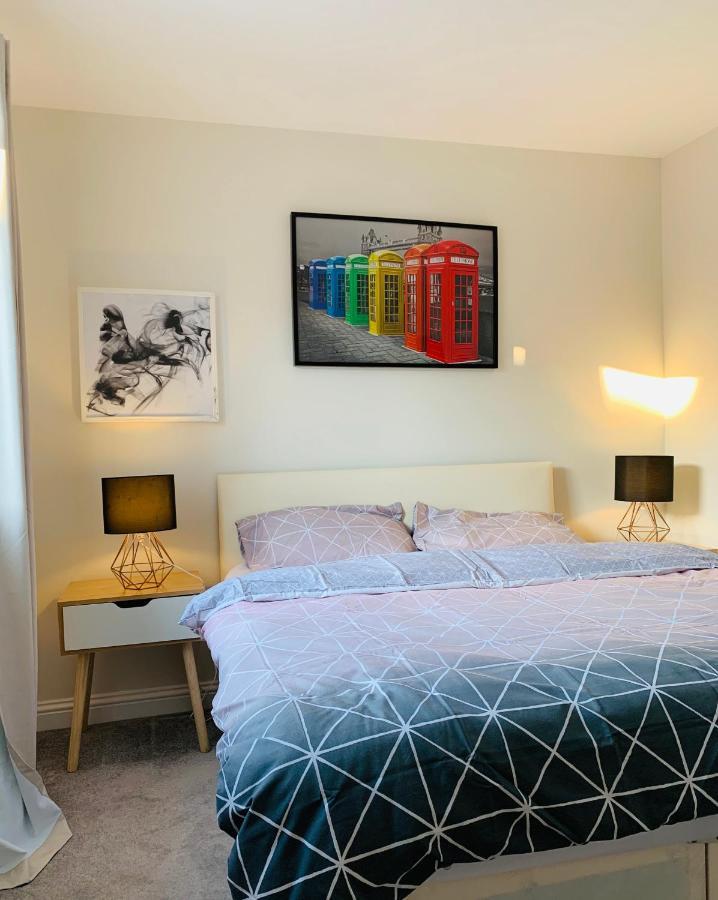 Alpha, Private Double Room, City Centre, Free Parking, Sittingbourne, Kent 外观 照片